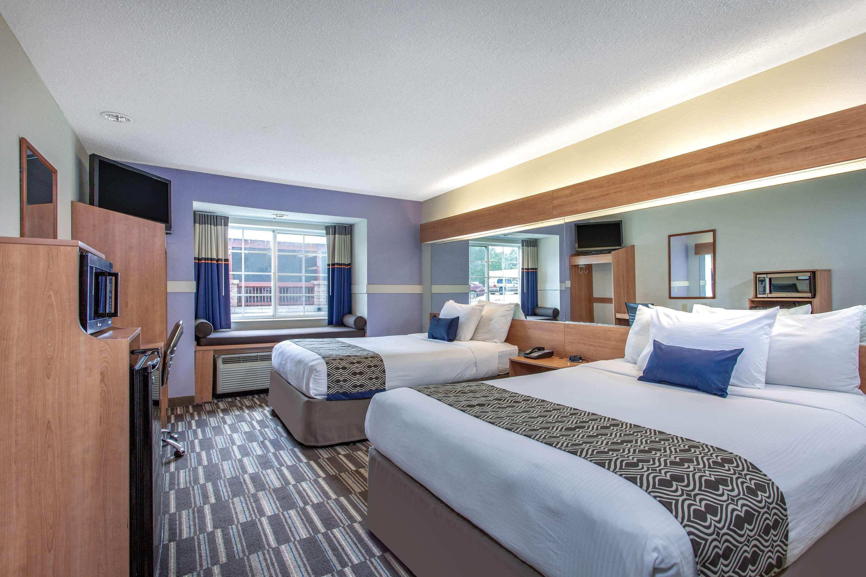 Microtel Inn & Suites By Wyndham Lillington/Campbell University Exterior foto